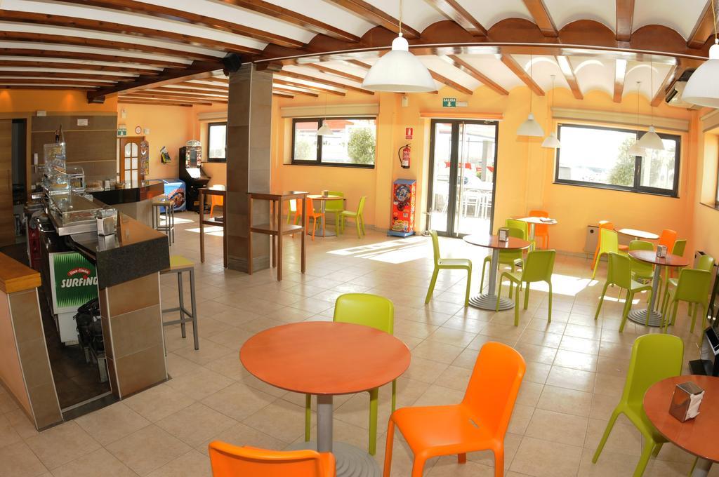 Hotel Simancas Buitenkant foto
