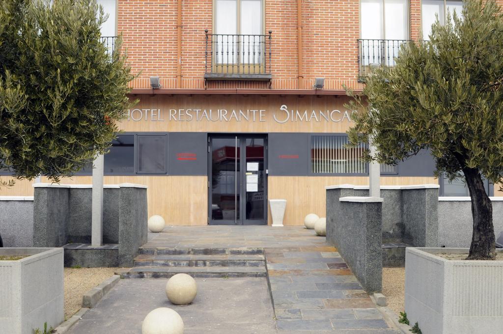 Hotel Simancas Buitenkant foto